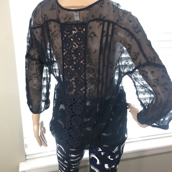 EUC Trinity Navy Silk Loose Blousy Fitting Top - Picture 4 of 6